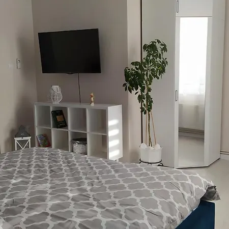 Apartamenty Goscinne Na Szlaku Zloty Stok Exterior photo