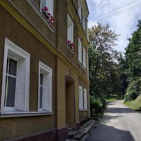 Apartamenty Goscinne Na Szlaku Zloty Stok Exterior photo